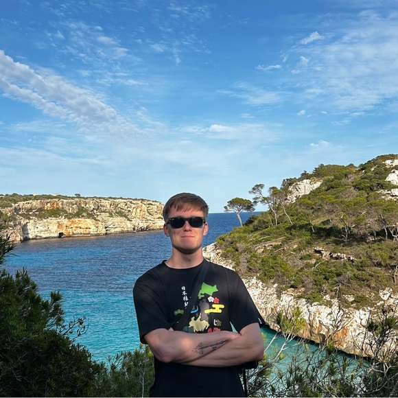 Meet your Posher, Caden - Picture 1 of 1